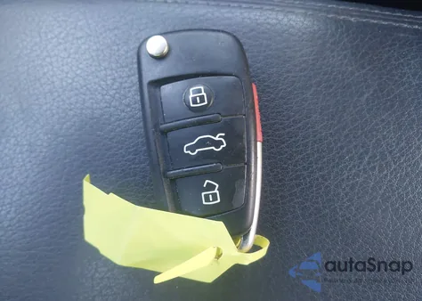 2017 Audi A3 2.0T Premium z USA, uszkodzony, nr VIN WAUJ8GFF3H1043851